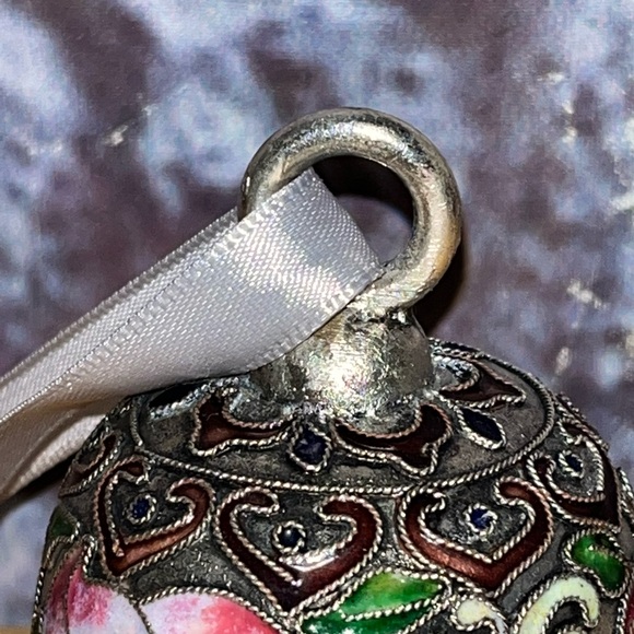 Cloisonné Enameled Ornament Molded Coppe Bell with Fruit And Flowers NYCO - Picture 5 of 9